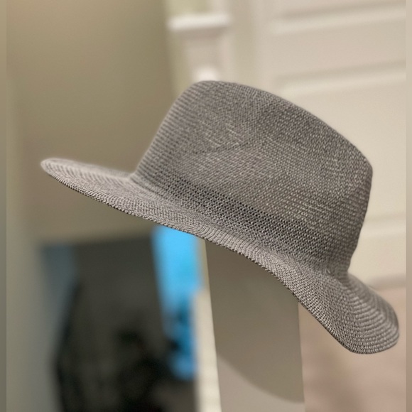 Gray Wide Rim Hat (nwot) - Picture 4 of 6